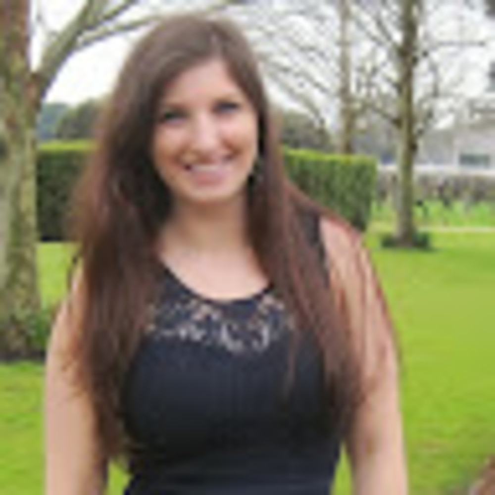 Meet your Posher, Julie